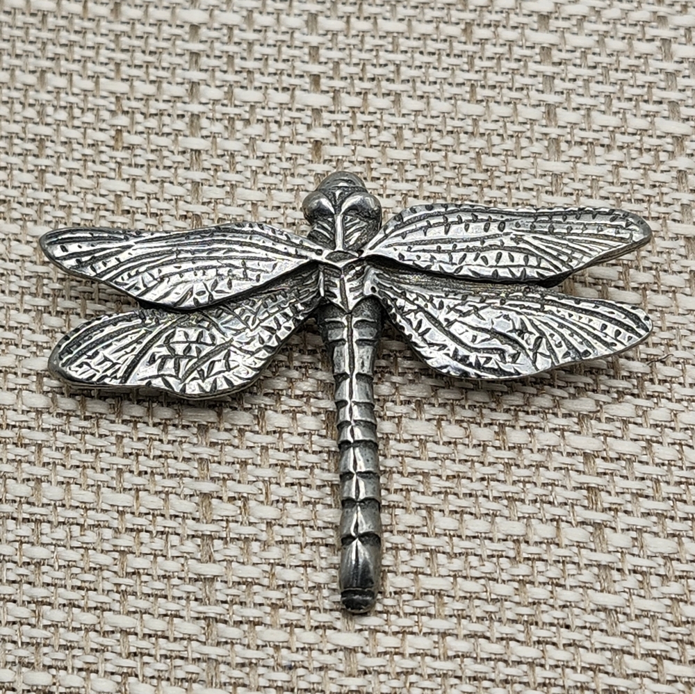 Vintage "1986 Pewter Seagull Canada" marked Dragonfly Brooch pin.